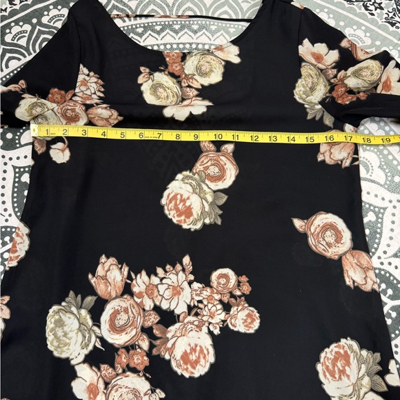 Forever 21 Contemporary Black Floral Lace Dress Size Small - Picture 10 of 13